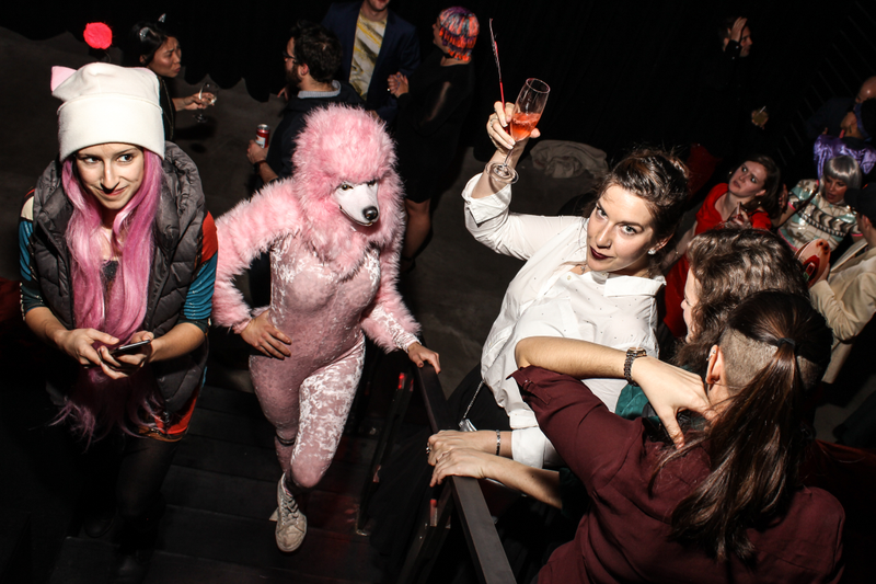 Illustration for article titled A BIZARRE HOLIDAY PARTY